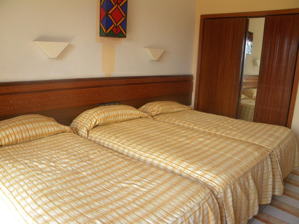Hotel Sidi Harazem Zewnętrze zdjęcie