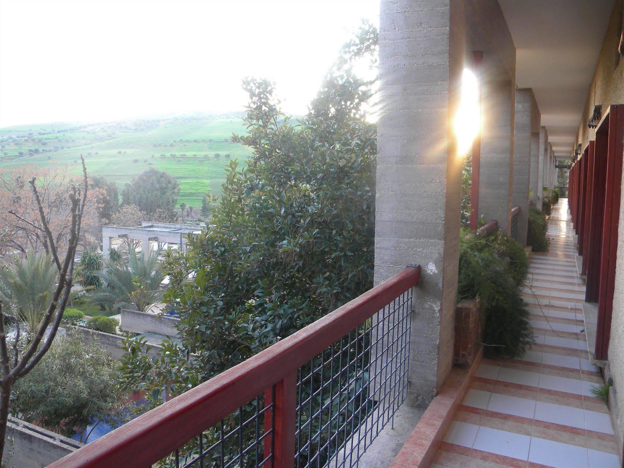Hotel Sidi Harazem Zewnętrze zdjęcie