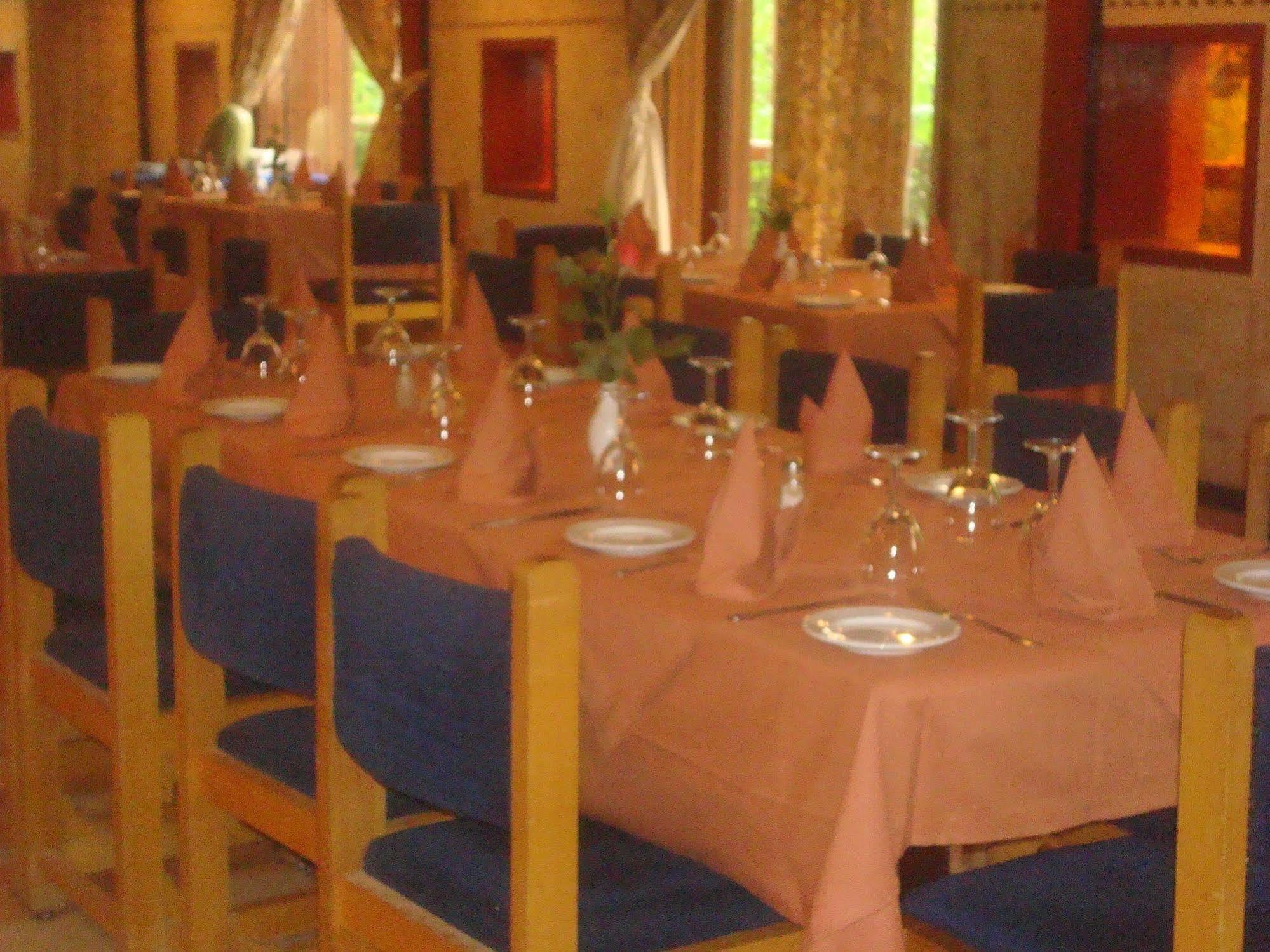 Hotel Sidi Harazem Zewnętrze zdjęcie